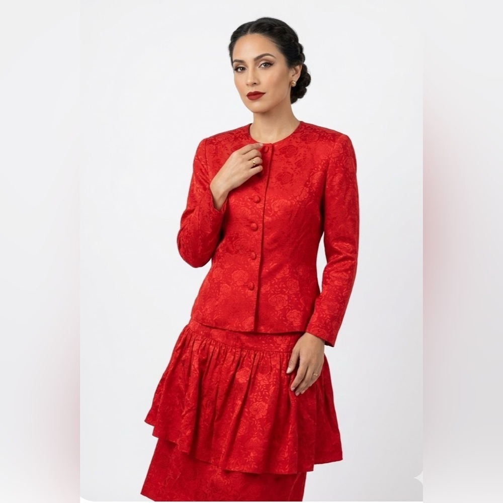 Nipon Boutique Red Jacquard Round Neck Buttoned Jacket 100% silk